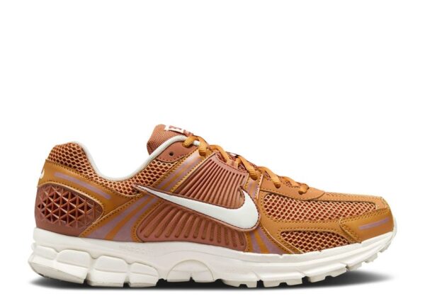 Nike-Zoom-Vomero-5-Monarch-1.jpg