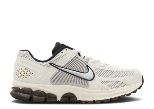 Nike-Zoom-Vomero-5-Phantom-Light-Iron-Ore-1.jpg