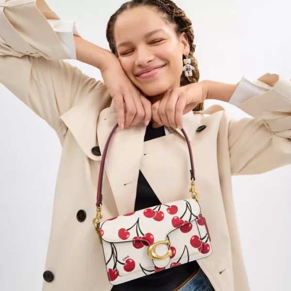 Sac épaule Tabby 20 avec motif cerise – Image 8