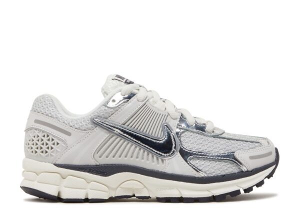nike-zoom-vomero-5-photon-dust-1.jpg