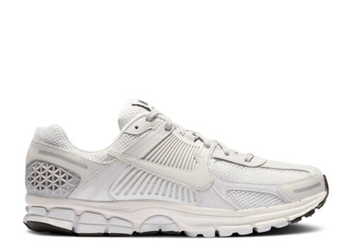 nike-zoom-vomero-5-vast-grey-1.jpg