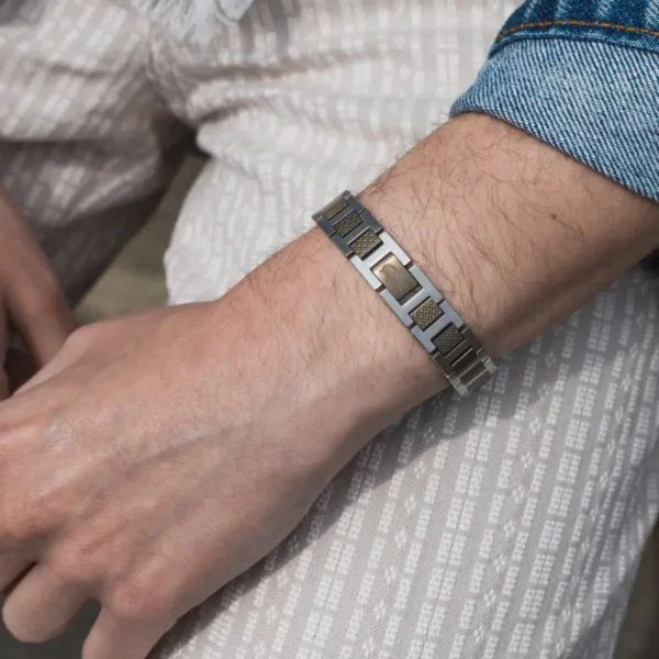 Bracelet Metropole "L" en Acier Bronze & Gris - 2040419, Longueur ajustable de 13 cm à 19 cm  Bronze – Image 3