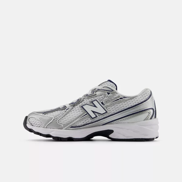 740 chaussures BNB Navy avec Blanc
