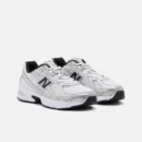 740 chaussures Blanc avec Argent Métallisé et Noir