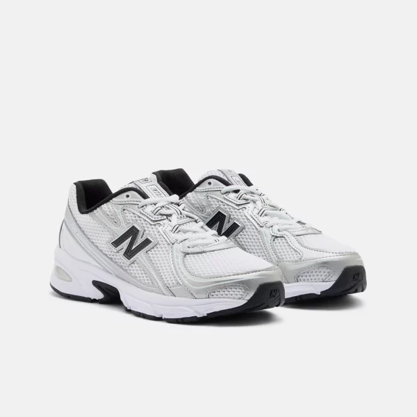 740 chaussures Blanc avec Argent Métallisé et Noir – Image 3